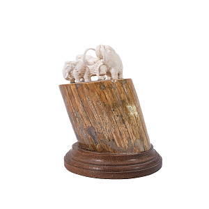 Композиция Мамонты  