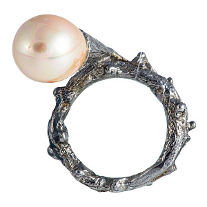 Кольцо с жемчугом