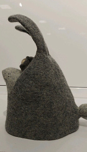 Шапка для бани Кому зайца побегайца