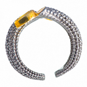 Кольцо серебряное с хризолитом