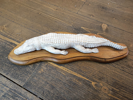 Статуэтка Крокодил