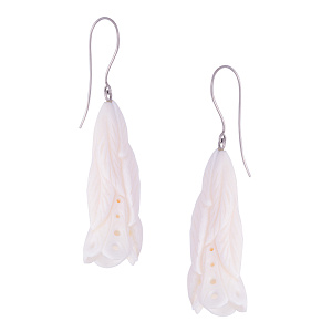 Серьги из зуба кашалота