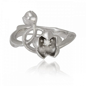 Кольцо с фианитом